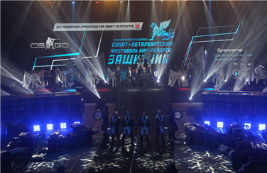 InN材料的電學特性